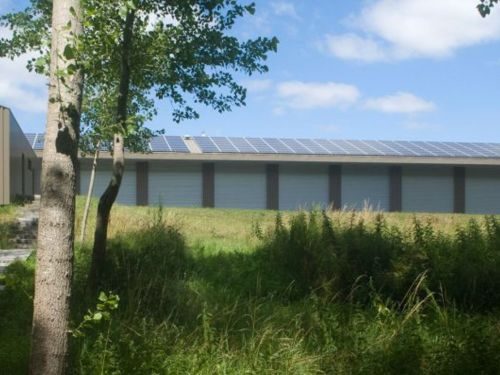photovoltaïque sur toiture en bac sec au château de Camensac à Saint-Laurent du Médoc.